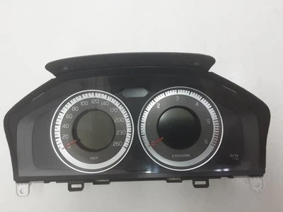 VOLVO V70 I LV Kombiinstrument 31343325AA 2.40 Diesel 103kw 2010 20547305 - Bild 1 von 4