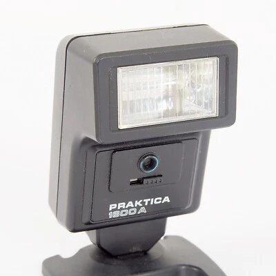 PRAKTICA 1600A POCKET ELECTRONIC HOT SHOE FLASH GUN - TESTED - Image 1 of 4