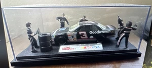 Racing Champions Dale Earnhardt #3 NASCAR 1:43 Diecast Pit Stop Showcase - Picture 1 of 10