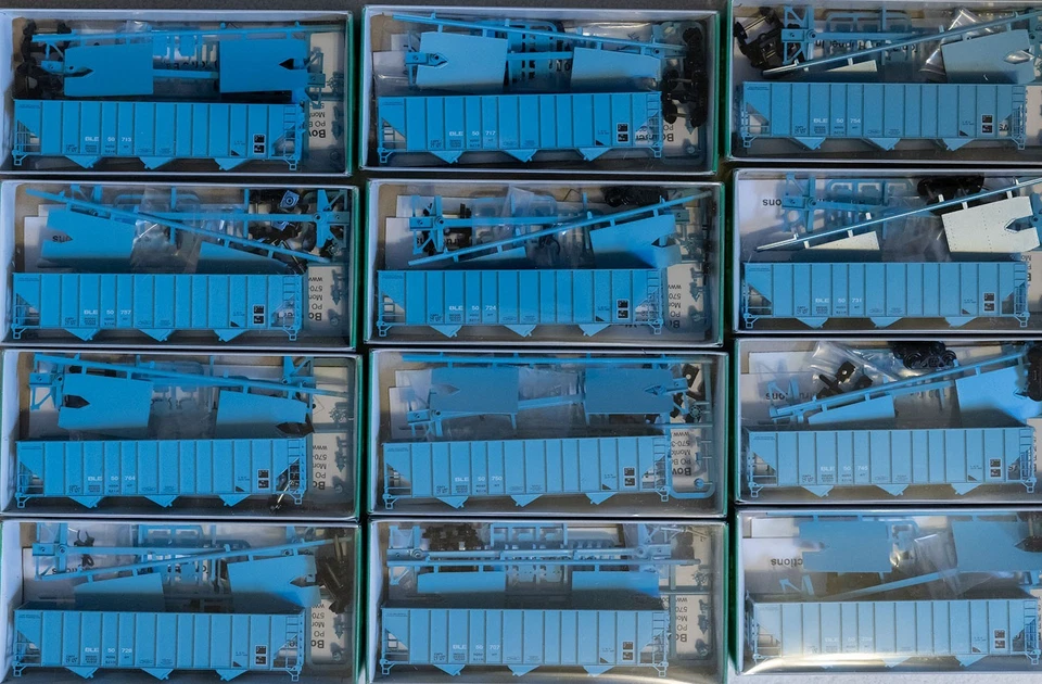 Kits Bowser escala 12 HO Bessemer & Lake Erie 100 toneladas 3 Bay Hopper ex Rock Island - Imagem 1 de 3