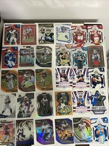 ENORME LOTE DE 196 TARJETAS DE FÚTBOL AMERICANO DE LA NFL 2020 - 2025 Panini insertos paralelos novatos radiocontrol - Imagen 1 de 7