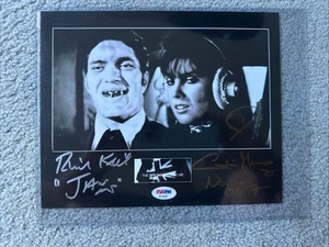 CAROLINE MUNRO & RICHARD KIEL DOUBLE SIGNED CAST JAMES BOND 007 AUTOGRAPH SWLM - Picture 1 of 2