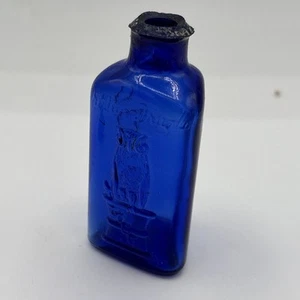 Bottiglia veleno droga gufo blu vintage cobalto labbro mancante 3" - Foto 1 di 4