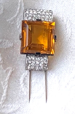 Clip de Vestido Vintage Early Trifari Philippe Art Deco con Imitación Citrino Foto 1 de 4