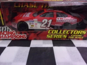 2001 Racing Champions 1:24 ELLIOTT SADLER #21 Motorcraft Ford Taurus/Chase Race - Foto 1 di 6