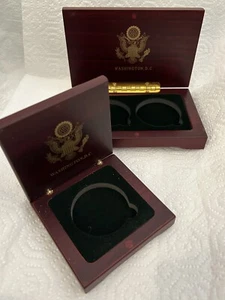 EINE (1) HOLZ CHALLENGE MÜNZBOX LEER MILITÄR PRÄSIDENT GOLDADLER SIEGEL NEU - Bild 1 von 13