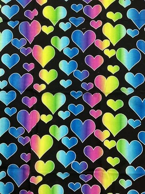 Panel de tela corazones color arco iris 23" x 37" Foto 1 de 3