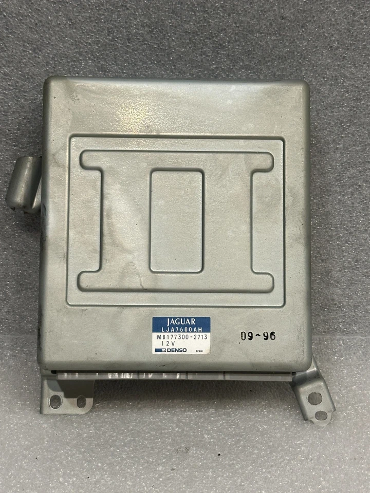 Módulo de control de temperatura climática 97-99 Jaguar XK8 XKR X100 XJ8 LJA7600AH OEM Foto 1 de 3