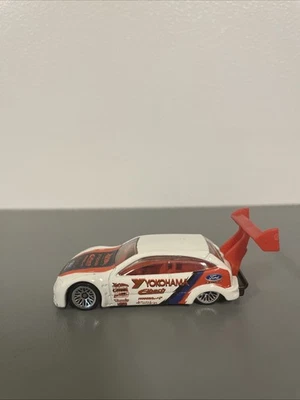 Hot Wheels Ford Focus 2001 1st edition - Image 1 of 4