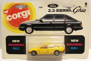 Corgi Juniors Ford Sierra Normal gelb mit roten Sitzen auf Ford Karte sehr schön - Bild 1 von 1