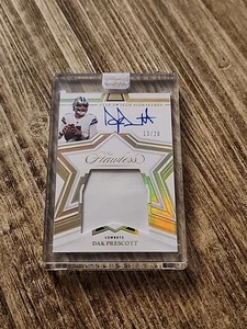 2022 Panini Perfetto Dak Prescott Star Swatch Patch Autografo Auto /20 Cowboys - Foto 1 di 2