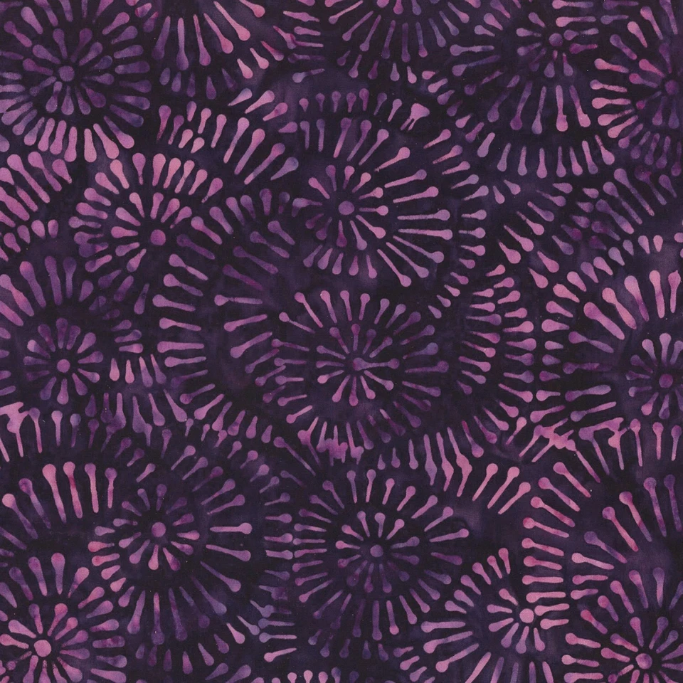 Wilmington 蜡染 - 紫色粉碎 - 针和针 - 黑色/粉色,织物 BTY — 第 1/4 张图片