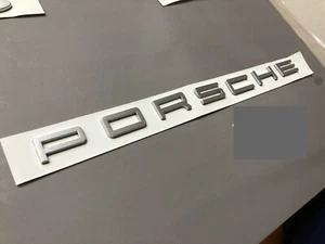 Scritta PORSCHE X Tutti I Modelli Colori Nero Lucido E Opaco. Grigio E Cromato - Foto 1 di 11