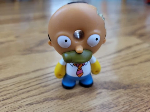 Donut Homer Kidrobot The Simpsons Treehouse of Horror 3" Vinyl Figure 2013 2/20 Cover