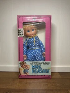 Bambola vintage 1967 Mattel Talking Mrs. Beasley nuova con scatola sigillata NON PARLA - Foto 1 di 24