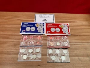 2004 United States Mint Uncirculated Coin Set Denver and Philadelphia - Picture 1 of 3