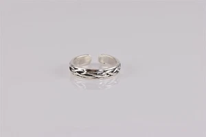 Anillo de plata esterlina oxidado por encima y por debajo tallado banda posterior dividida Midi 925 talla: 4 - Imagen 1 de 7