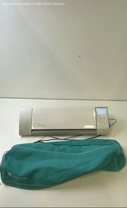 Silhouette Cameo 1 Die Cutting Machine With Cover -Powers On - Picture 1 of 6