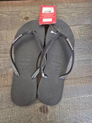 Chanclas Havaianas talla 7 negras con correas irredencentes Foto 1 de 2