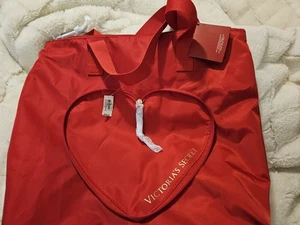 Victoria's Secret Packable Heart rot Reißverschluss Beuteltasche brandneu UVP 49,95 $ neu mit Etikett - Bild 1 von 9