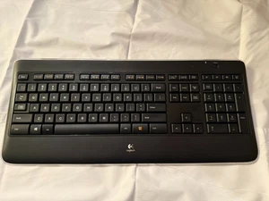 Logitech K800 (920-002359) Wireless Keyboard - Used but good condition - Afbeelding 1 van 2
