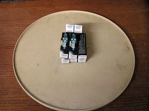 NIPPONDENSO SPARKPLUG #4015/W14FPR - 8 SPARKPLUGS - NEW IN BOX - Picture 1 of 1