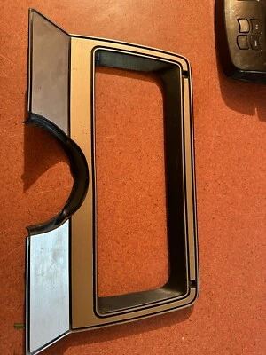 1982 Ford Escort Cluster Bezel #a5 Lot 1 - Image 1 of 4