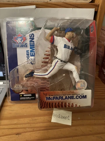 *NIB* Roger Clemens 2003 McFarlane Toronto Blue Jays Figure Sealed Unopened Cover