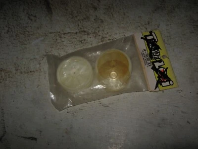 Vintage RC Losi Front XX Wheels White Bad Discs Never Run Listing As Used As Is - Image 1 of 3