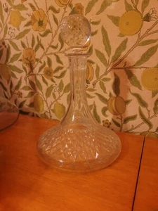 WINE DECANTER, leaded glass / depression glass/ CUT GLASS with round stoper - Picture 1 of 1