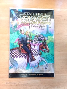 STAR TREK VOYAGER AVALON RISING Wildstorm Special Comic SIGNIERT VON DAVID ROACH - Bild 1 von 2