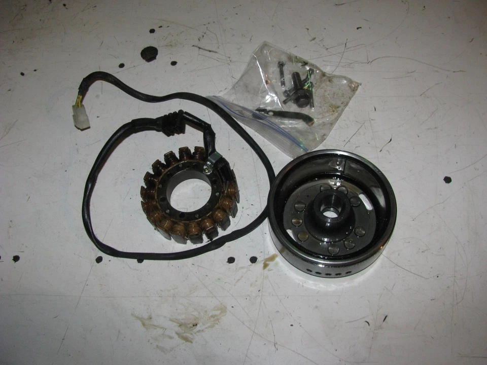 1984 84 85 86 87 Honda Magna V45 VF700C VF 700 700C estator e imán Foto 1 de 1