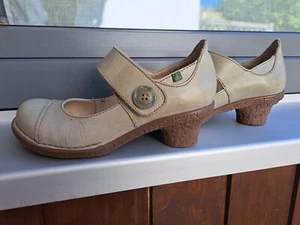 EL NATURALISTA schöne Riemchen Pumps helles lindgrün Gr. 39 - Bild 1 von 5
