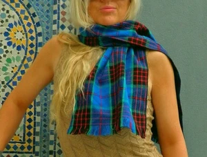 VINTAGE London Tokyo 1990 Seol New York Paris Classic Plaid Cosy Scarf - Bild 1 von 4