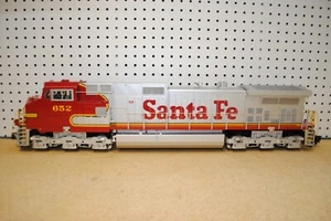 Aristo-Craft ART-23005 Santa Fe Dash-9 Diesel Locomotive *G-Scale* - Picture 1 of 14
