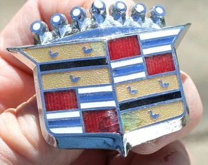 1965 1966 CADILLAC HOOD CREST EMBLEM DEVILLE ELDORADO FLEETWOOD GM Part #1482619 - Bild 1 von 22