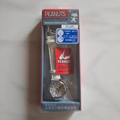 Nuevo reloj para mujer Citizen Q&Q P003-314 Peanuts Snoopy Woodstock de Japón Foto 1 de 4