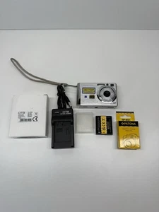 Sony Cybershot Dsc-W90 | Silber | Getestet | Akzeptabler Zustand - Bild 1 von 12
