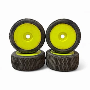 4x Pro-Line Revolver 9028 & 9029 1/8 Rc Buggy Tires Wheels 17mm Hex - Picture 1 of 4