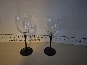 2 Luminarc Black Stem Wine Glasses 7.75” Made In France Home Bar Decor Vintage - Picture 1 of 10