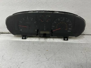 2003-2005 Hyundai Sonata 2.7L A/T cluster speedometer tach gauges panel oem - Picture 1 of 7