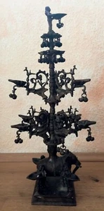 Alte Bronze Pagode, Räuchergefäß mit Elefant, Vögeln, Figuren, Glöckchen - Bild 1 von 12