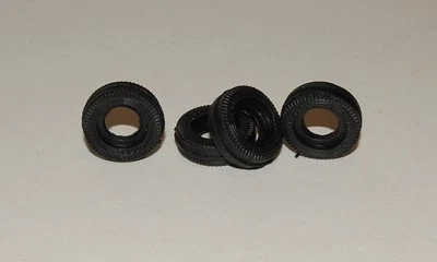 Neumáticos Corgi 16 mm banda de rodadura negra para batimóvil - neumático ancho se adapta a llanta ranurada (16-4) Foto 1 de 2