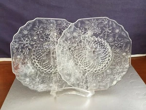 Pair of 6" Anchor Hocking Pineapple & Floral Clear Bread and Butter Plates - Picture 1 of 7