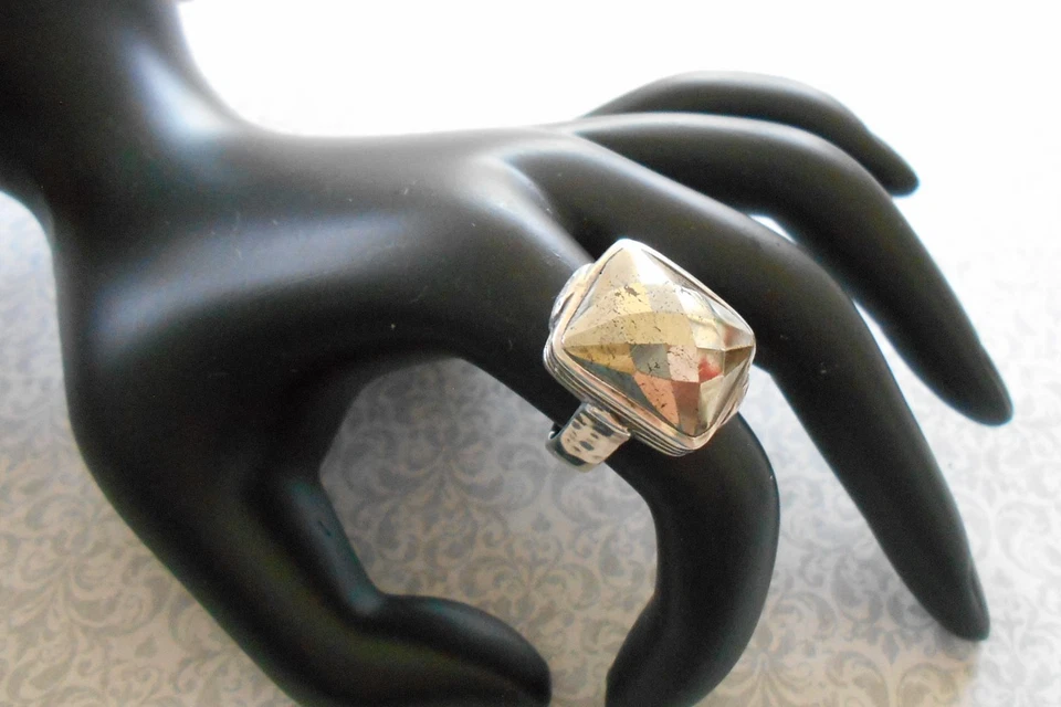 Anel Silpada Amarillo prata esterlina pirita R3479 tamanho 8 RE29N - Imagem 1 de 4