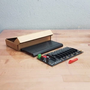 OPTO22 SNAP-PAC-RCK8 Module Mounting Rack, 22 to 14 AWG, 8 Module Positions - Picture 1 of 7