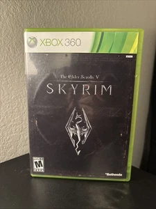 Xbox 360 The Elder Scrolls V Skyrim Complete w/cardstock Map Free FAST SHIPPING - Picture 1 of 7