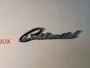 Lincoln OEM Continental Vintage Script Metal Emblem Badge Logo E25B-16B114-BB - Picture 1 of 2