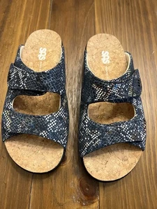 SAS Cozy Slide Sandal LeatherMulti Snake Tri Pad Comfort Adjust Sandals Size 8 - Picture 1 of 5