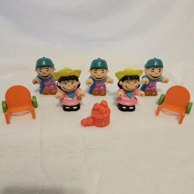 Lote de 8 McDonald's Peanuts Happy Meal Garden Farm Set 1989 Charlie Brown Lucy  Foto 1 de 4